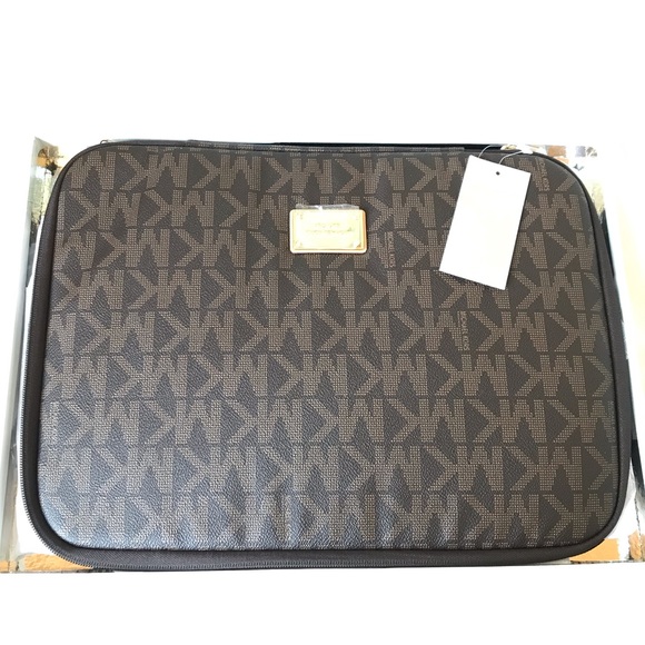 Michael Kors Other - NWT!! MK Laptop Case